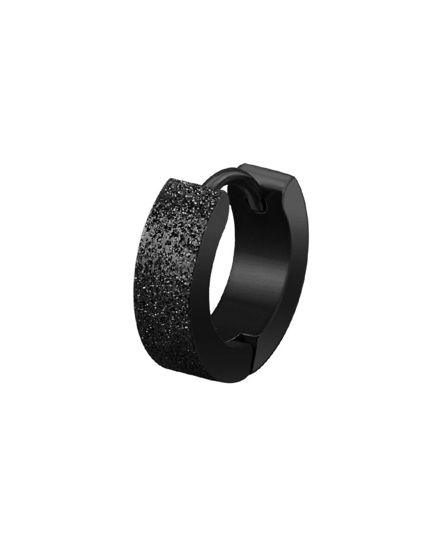 Frosted Black 4mm - 16g - Hinged Huggie